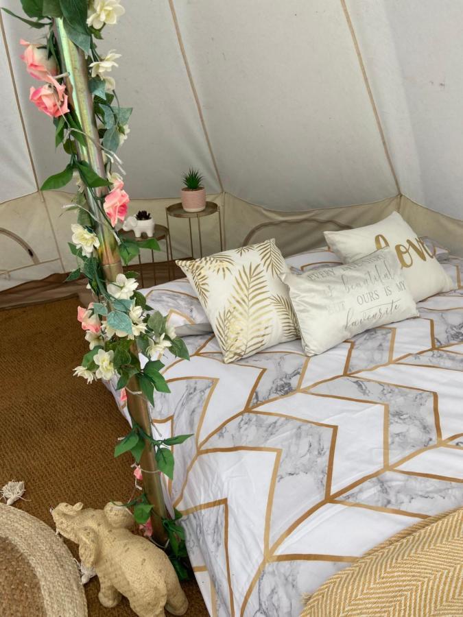 Готель Country Bumpkins Luxury Glamping Wellingore Екстер'єр фото