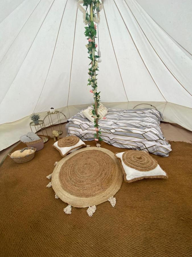 Готель Country Bumpkins Luxury Glamping Wellingore Екстер'єр фото