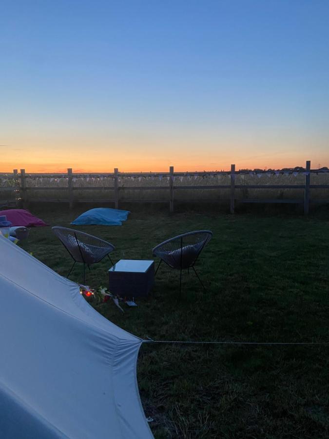 Готель Country Bumpkins Luxury Glamping Wellingore Екстер'єр фото