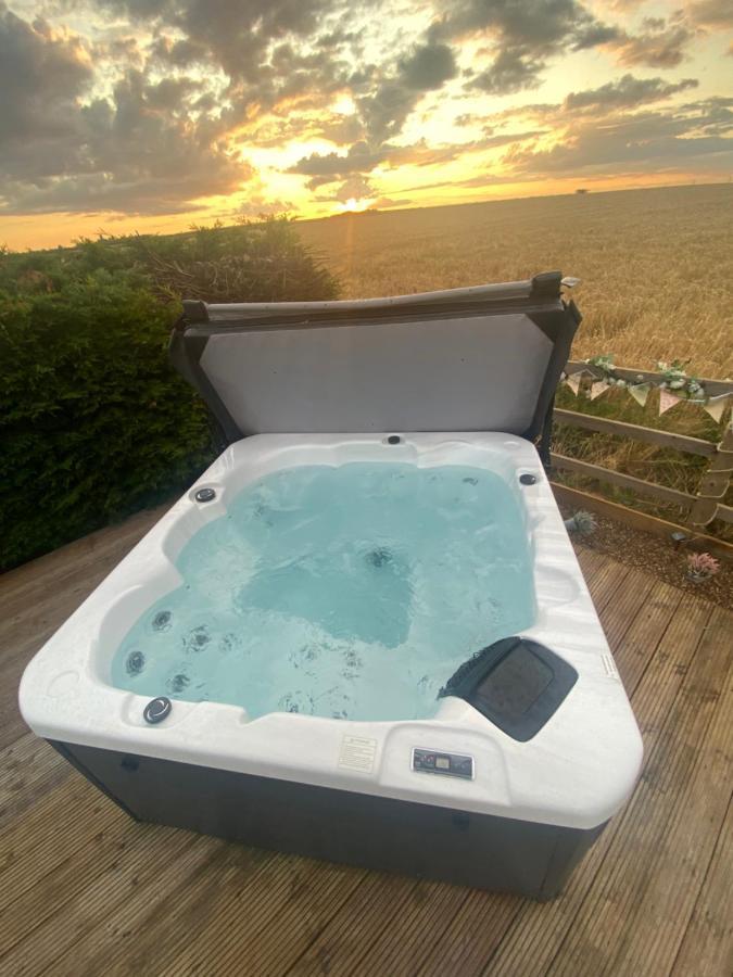 Готель Country Bumpkins Luxury Glamping Wellingore Екстер'єр фото