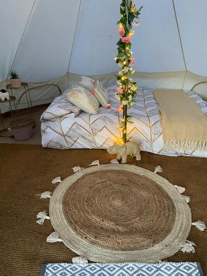 Готель Country Bumpkins Luxury Glamping Wellingore Екстер'єр фото