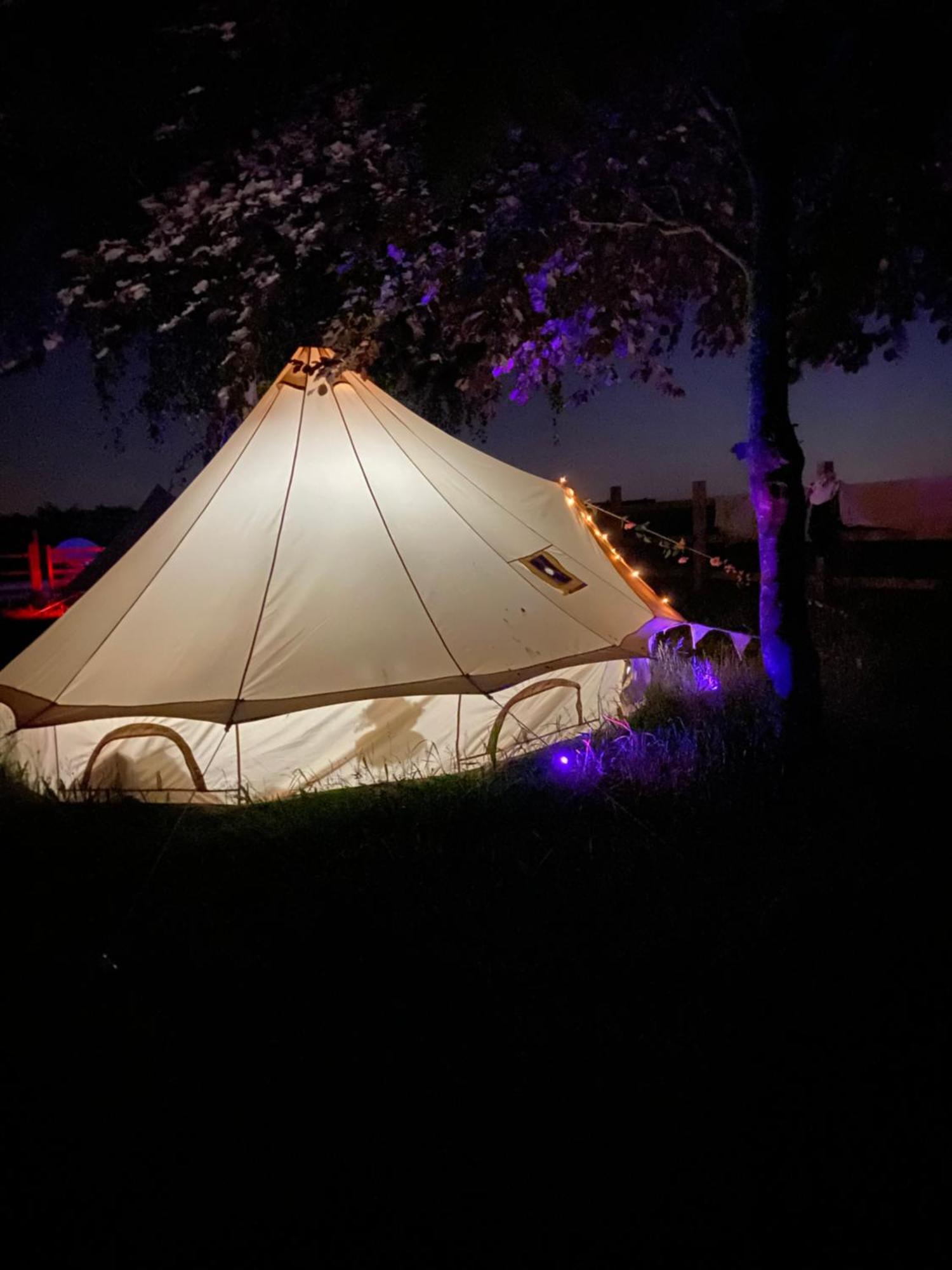 Готель Country Bumpkins Luxury Glamping Wellingore Екстер'єр фото