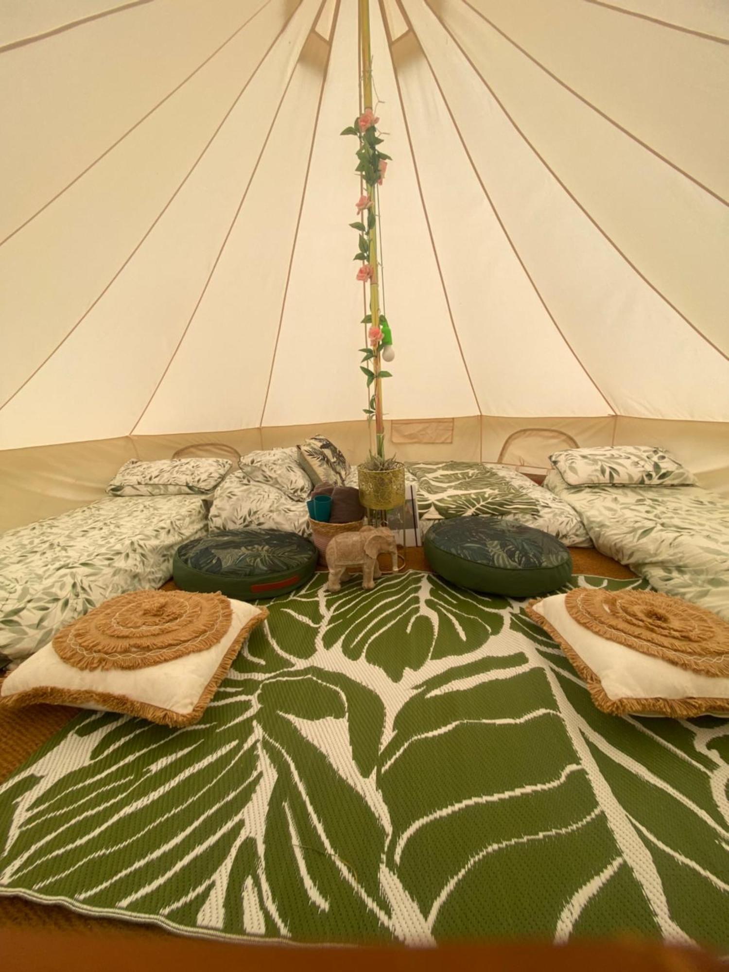 Готель Country Bumpkins Luxury Glamping Wellingore Екстер'єр фото