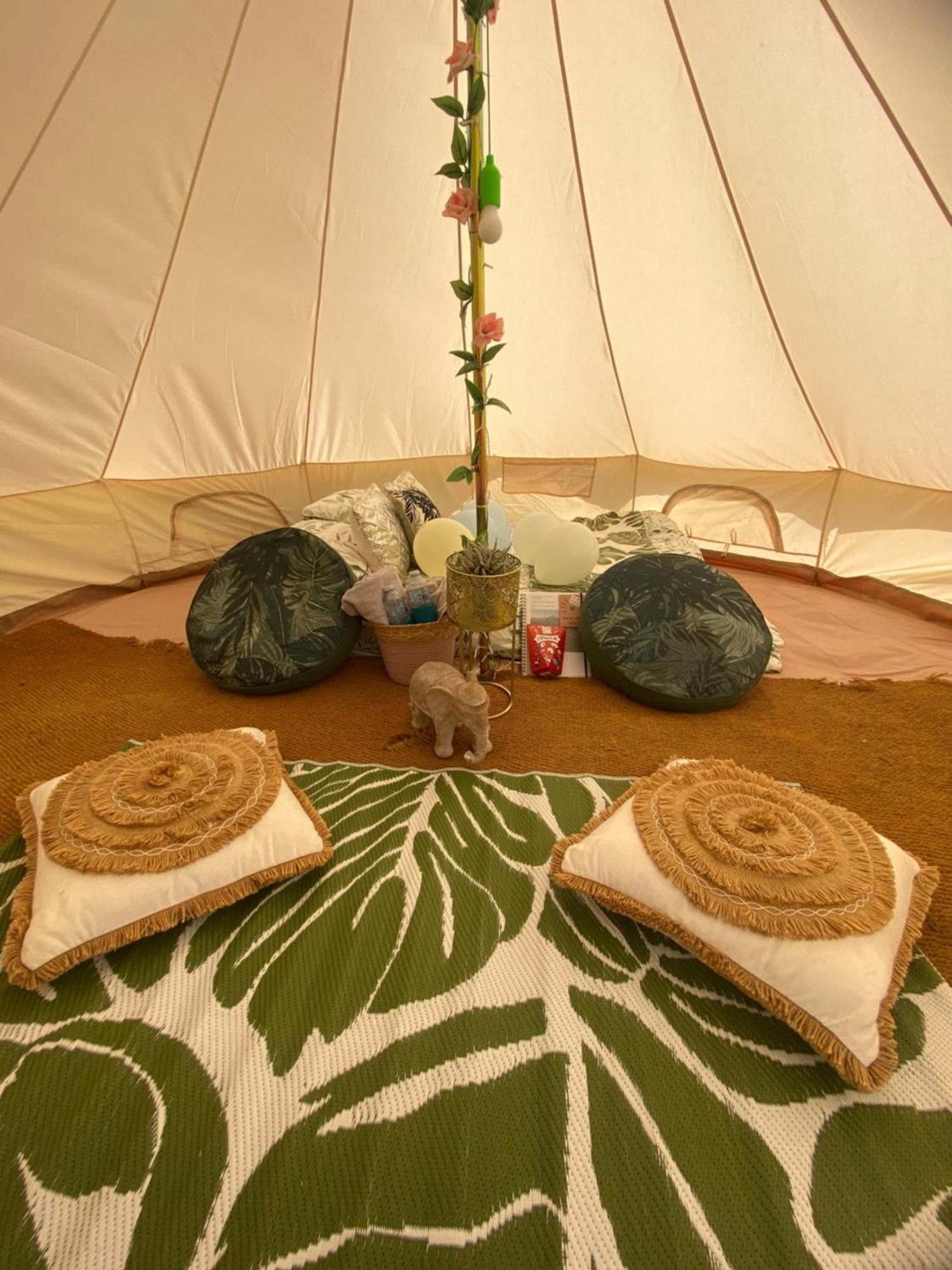Готель Country Bumpkins Luxury Glamping Wellingore Екстер'єр фото